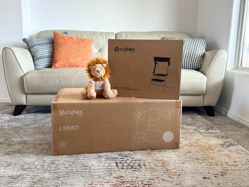 Unboxing the Cybex Lemo 4-in-1 chair and learning tower set