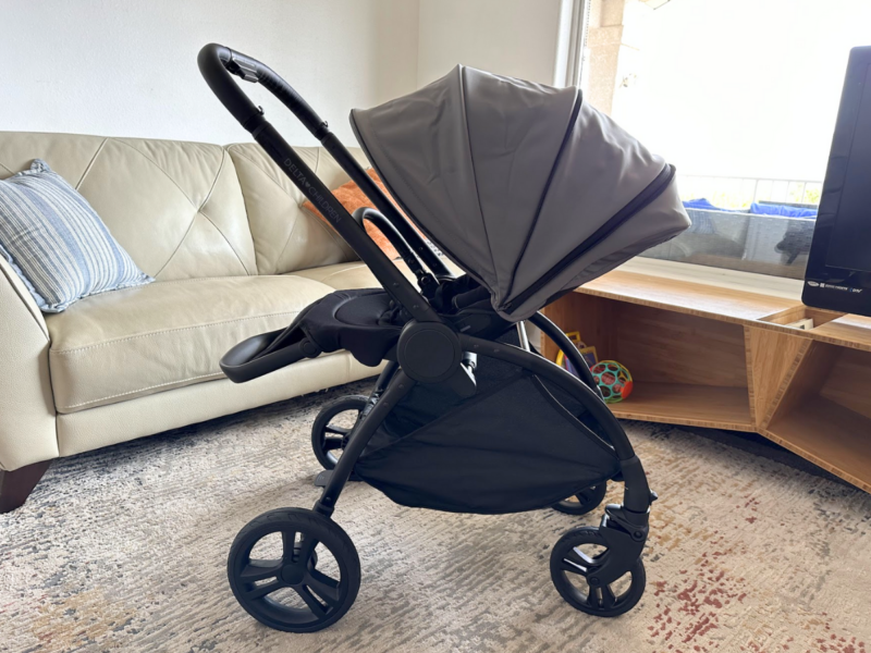 Rear-facing Revolve reversible stroller with large canopy